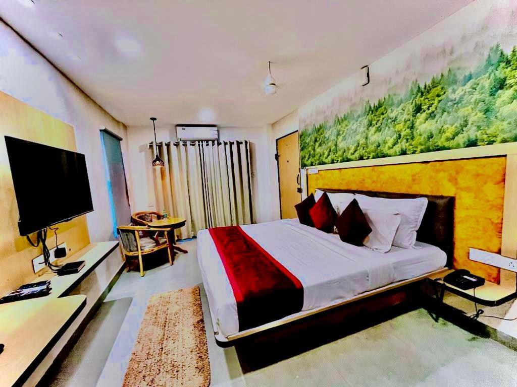 Hotel Lake View Airport Zone ไฮเดอราบัด ภายนอก รูปภาพ